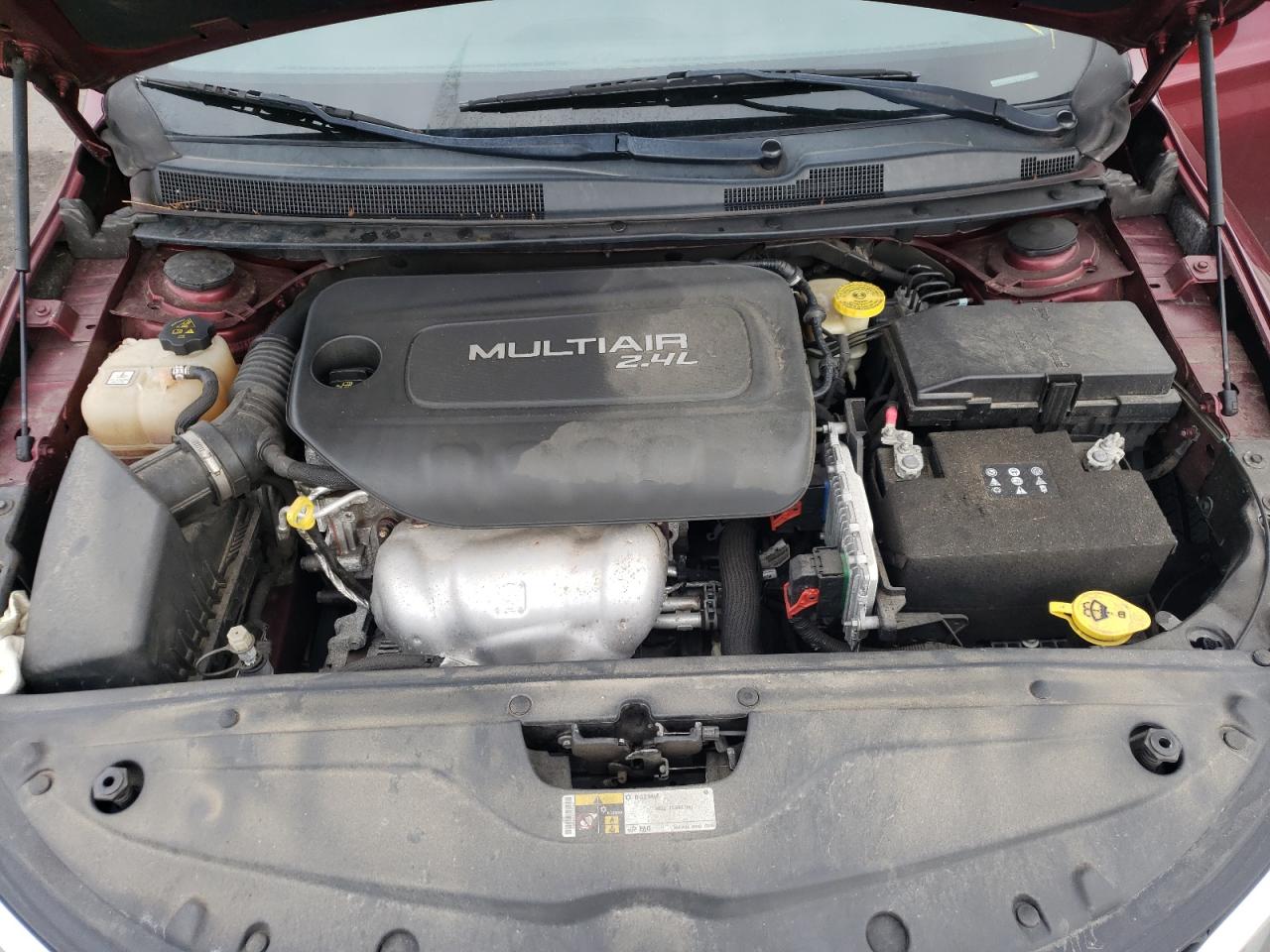 Photo 7 from auction – 2015 CHRYSLER 200 LIMITE with VIN 1C3CCCAB1FN759665