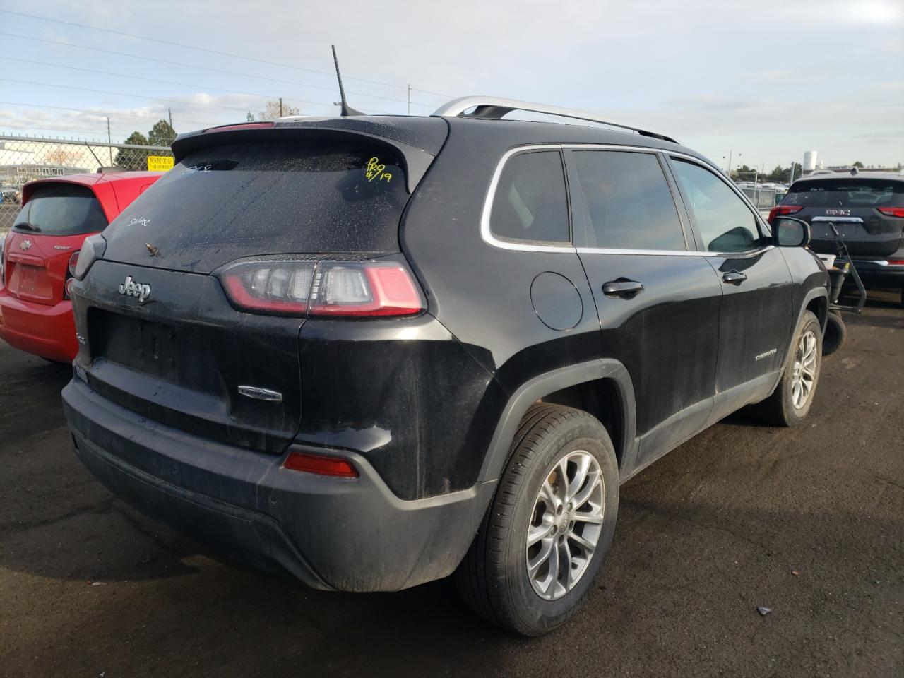 Photo 4 from auction – 2019 JEEP CHEROKEE L with VIN 1C4PJMLB5KD255710
