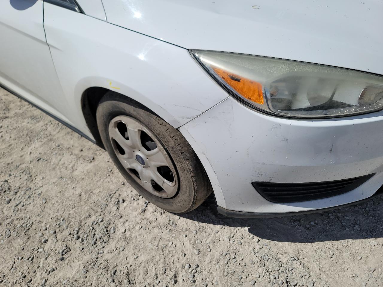 Photo 9 from auction – 2015 FORD FOCUS S with VIN 1FADP3E25FL224256