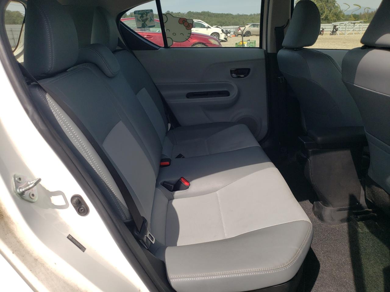 Photo 6 from auction – 2012 TOYOTA PRIUS C with VIN JTDKDTB3XC1017456
