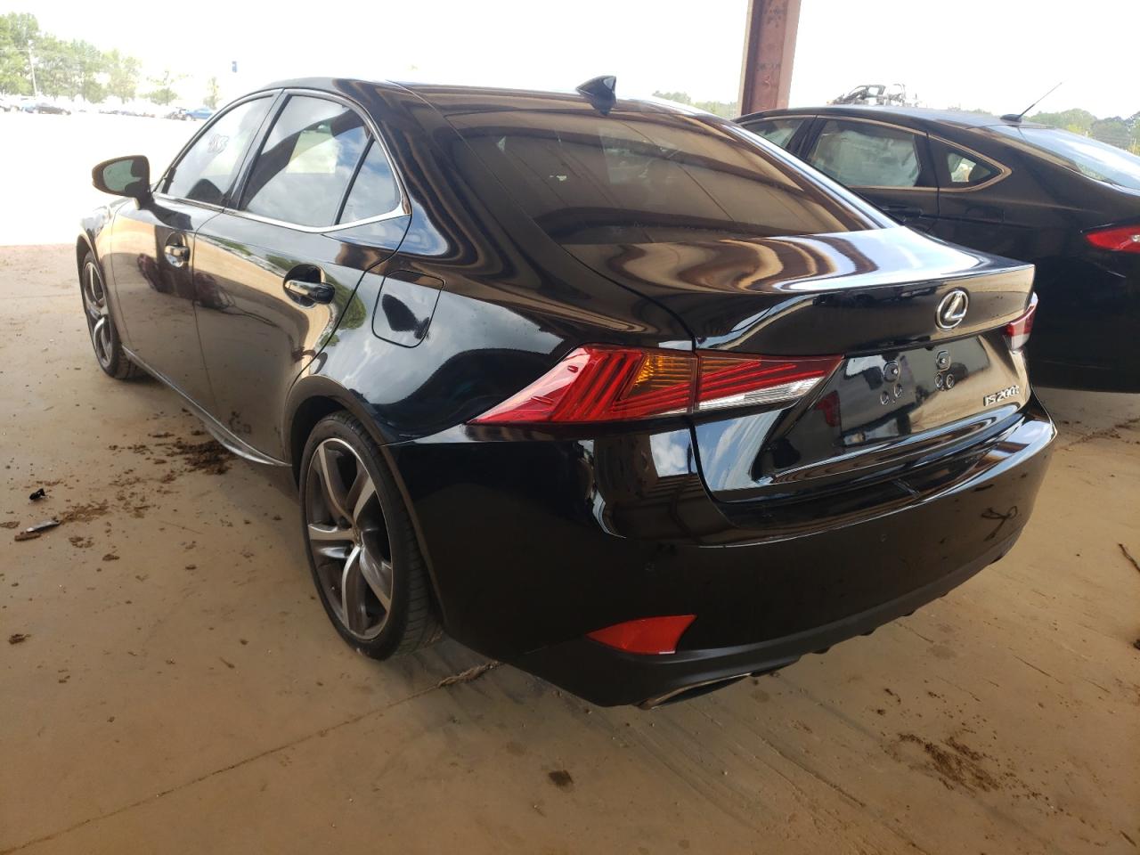 Photo 3 from auction – 2017 LEXUS IS 200T with VIN JTHBA1D28H5049127