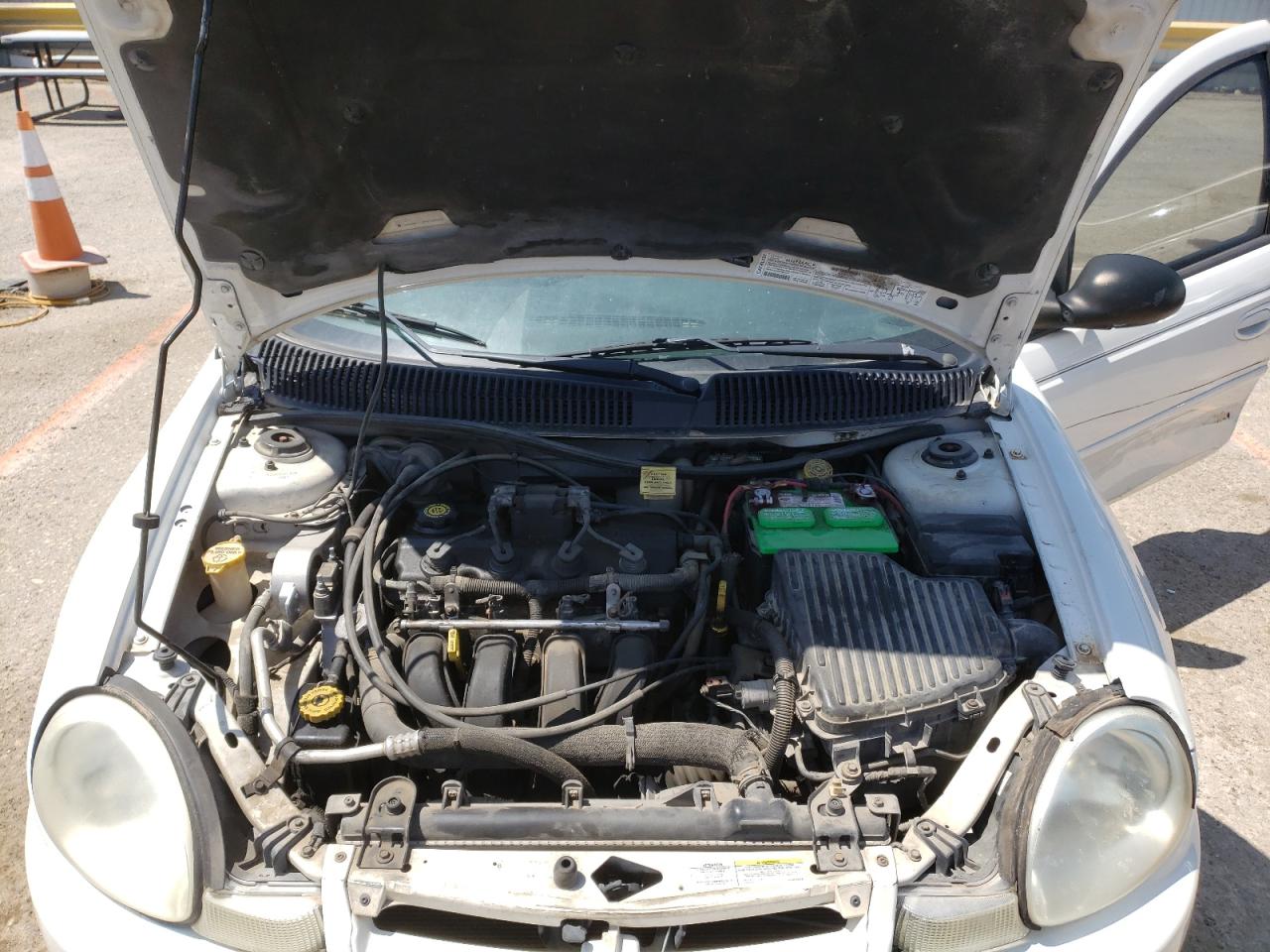 Photo 7 from auction – 2002 DODGE NEON SE with VIN 1B3ES46C92D527735
