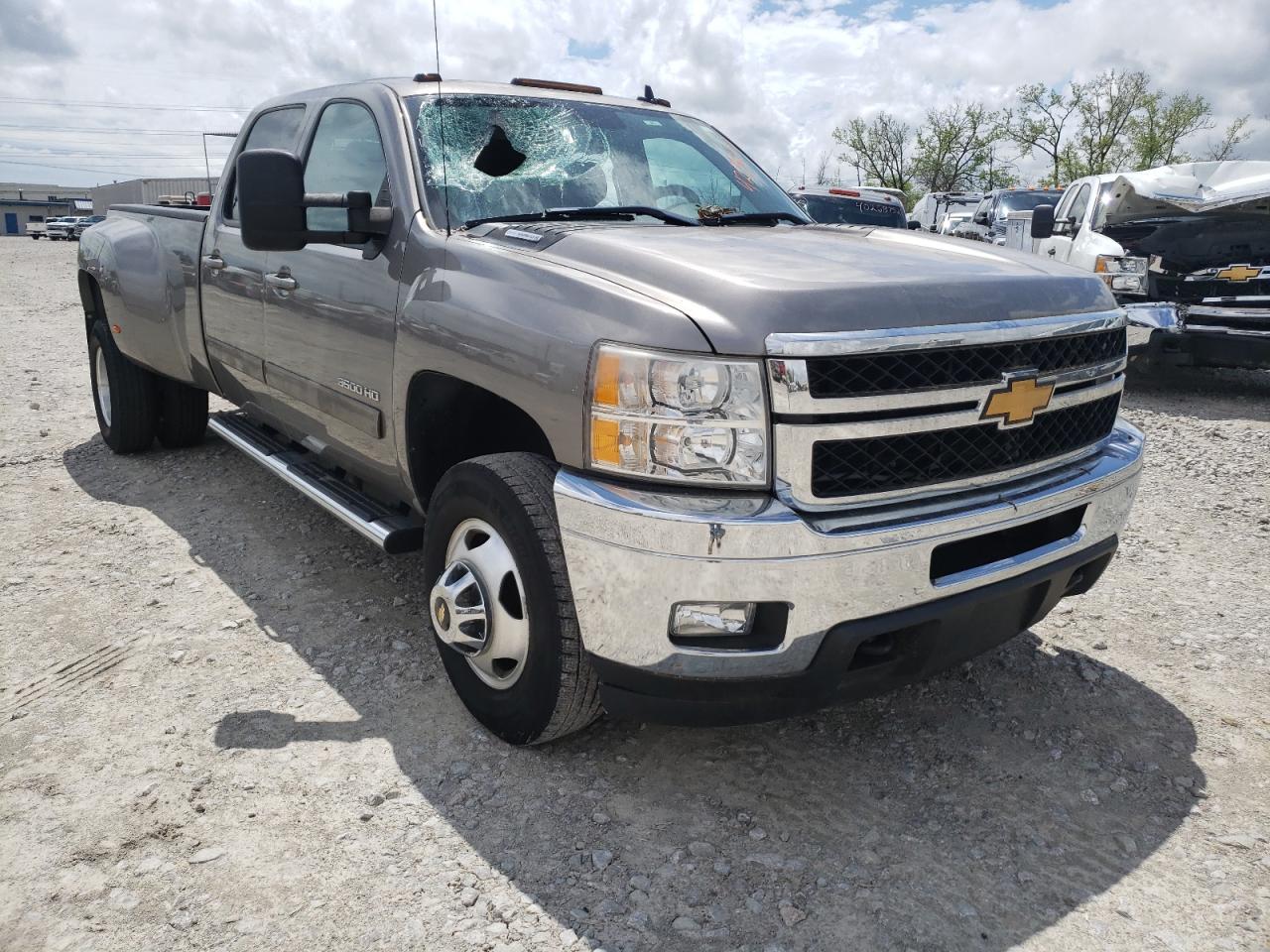 CHEVROLET SILVERADO 2013 with VIN 1GC4K1C85DF211636 - Photo from auction