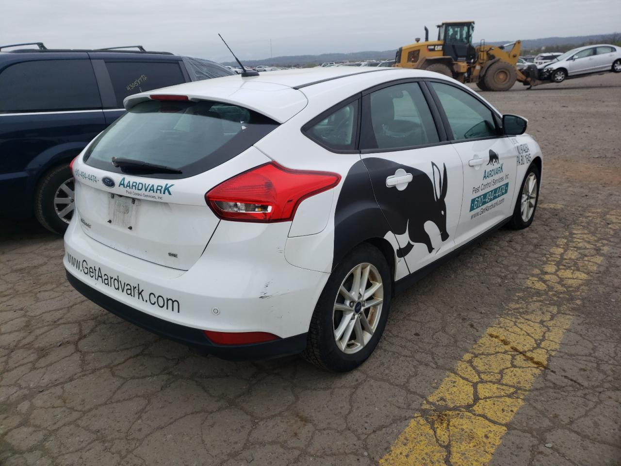 Photo 4 from auction – 2016 FORD FOCUS SE with VIN 1FADP3K22GL354579