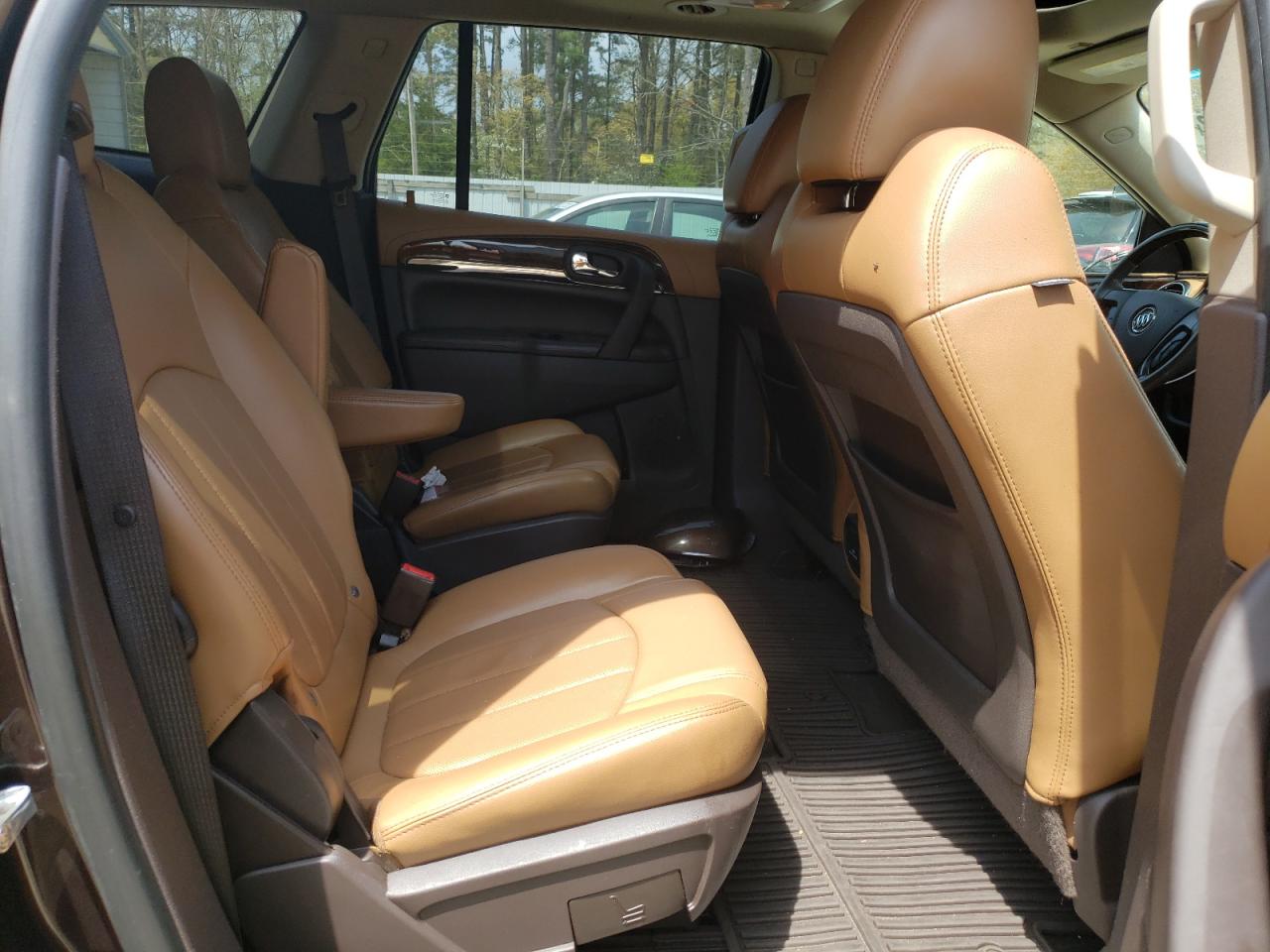 Photo 6 from auction – 2015 BUICK ENCLAVE with VIN 5GAKRBKD2FJ384944