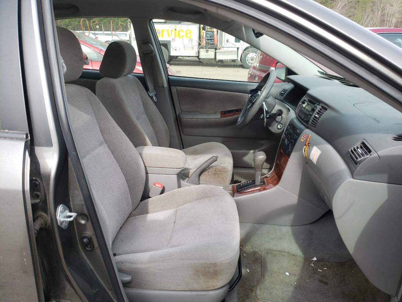 Photo 5 from auction – 2007 TOYOTA COROLLA CE with VIN 2T1BR30E37C717181