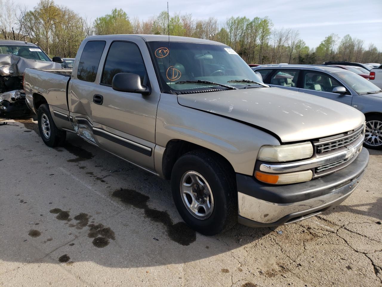 CHEVROLET SILVERADO 2000 with VIN 2GCEC19W7Y1106200 - Photo from auction