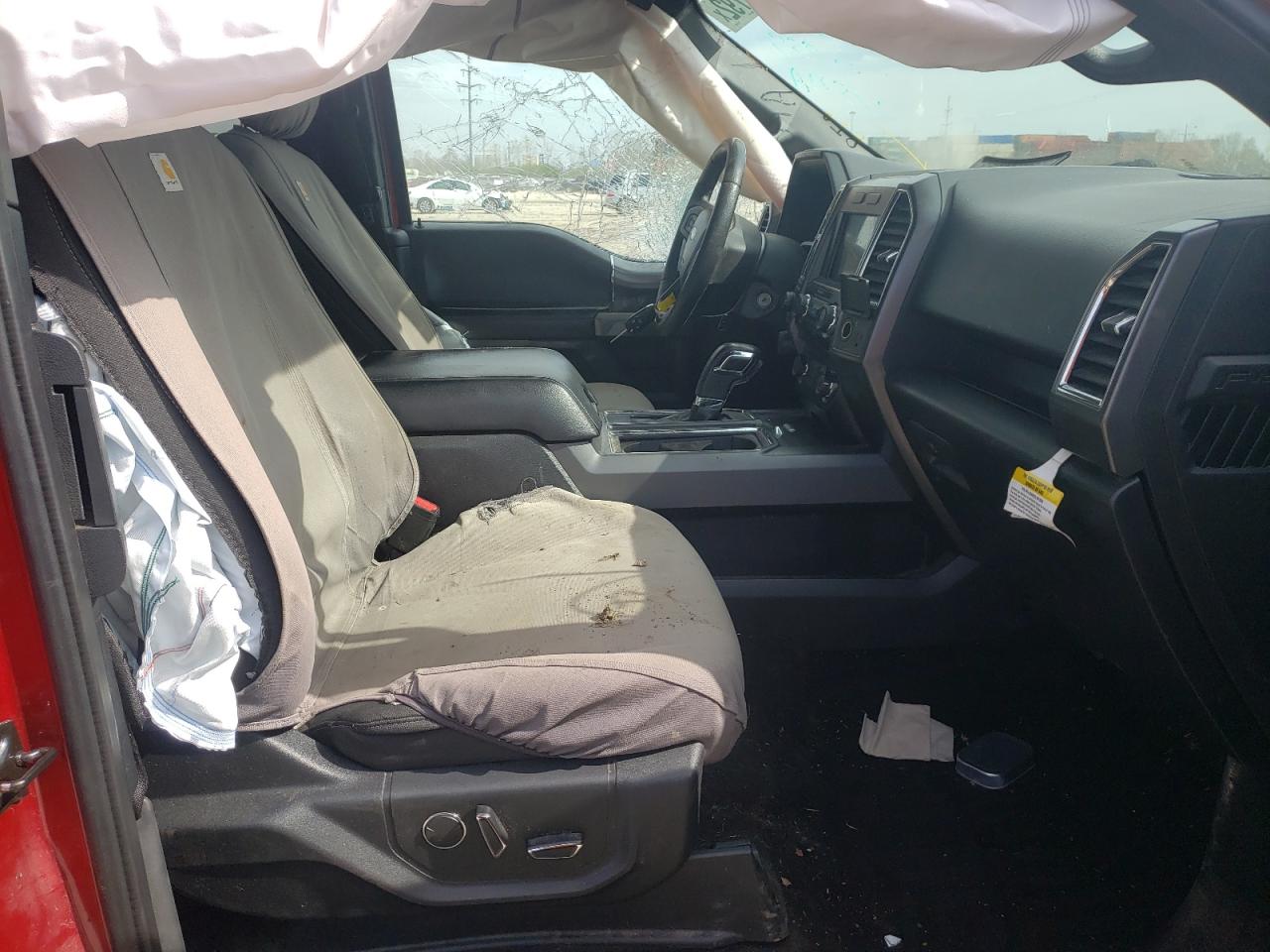 Photo 5 from auction – 2016 FORD F150 SUPER with VIN 1FTFX1EF9GFD15296