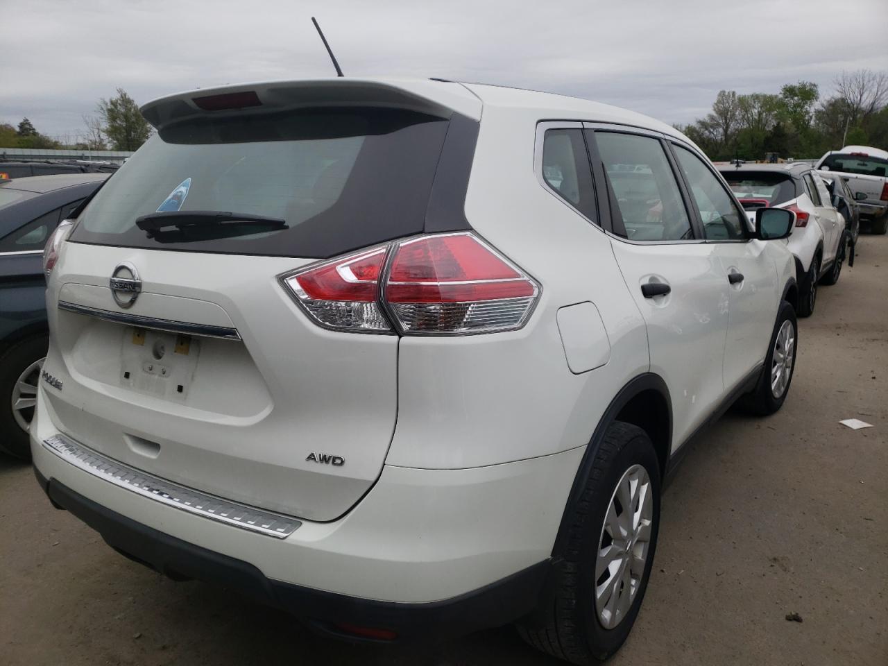 Photo 4 from auction – 2016 NISSAN ROGUE S with VIN KNMAT2MV8GP723920