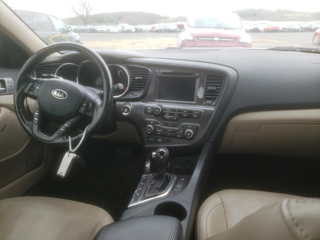 Photo 9 from auction – 2013 KIA OPTIMA EX with VIN 5XXGN4A72DG131258