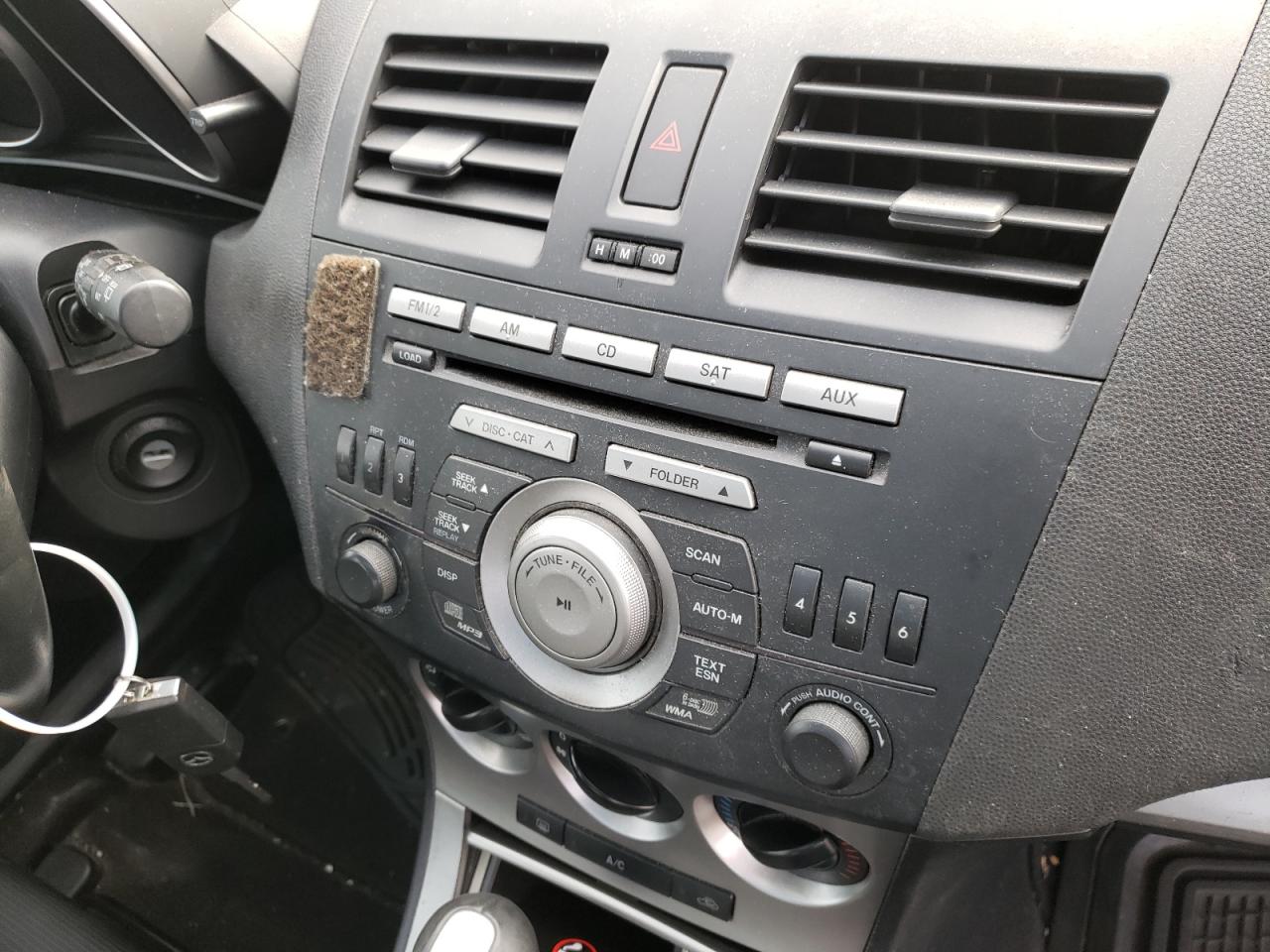 Photo 9 from auction – 2010 MAZDA MAZDA3 with VIN JM1BL1H67A1189014