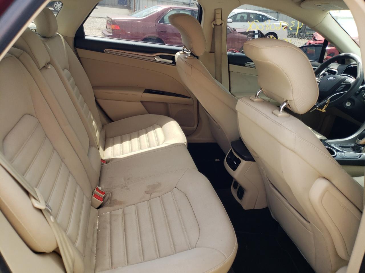 Photo 6 from auction – 2013 FORD FUSION SE with VIN 3FA6P0LU4DR251765