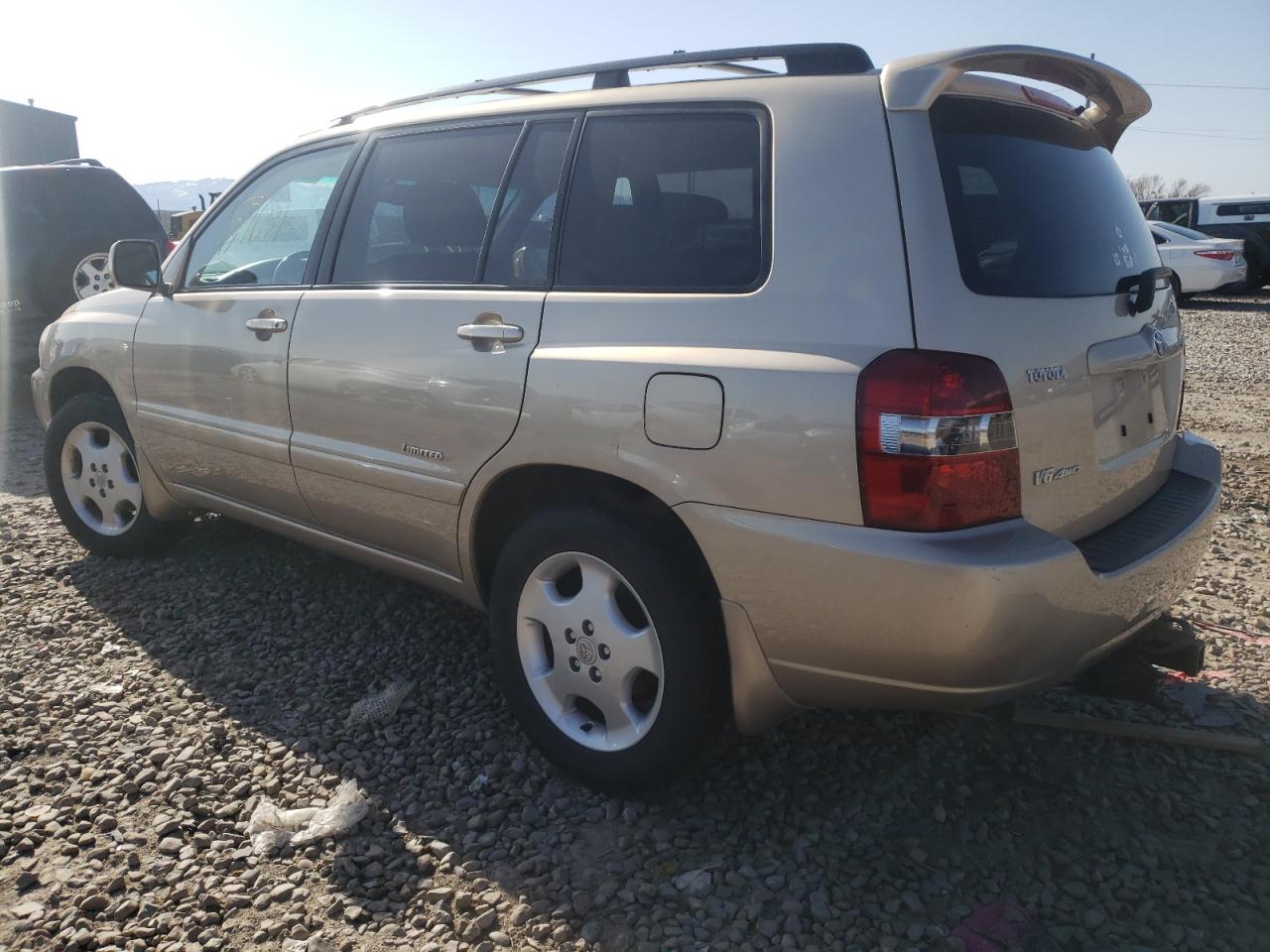 Photo 3 from auction – 2007 TOYOTA HIGHLANDER with VIN JTEEP21A270221030