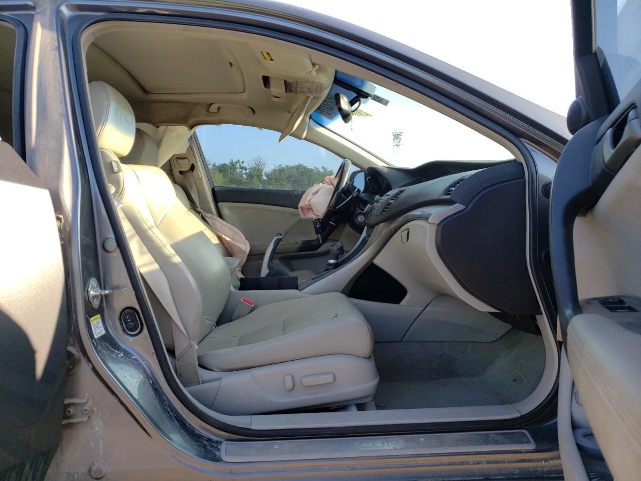 Photo 5 from auction – 2009 ACURA TSX with VIN JH4CU26609C037181