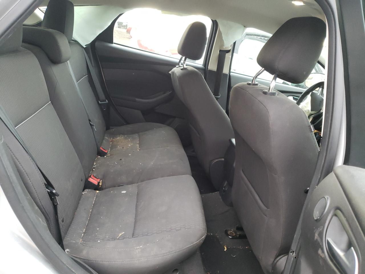 Photo 6 from auction – 2012 FORD FOCUS SEL with VIN 1FAHP3M2XCL205717