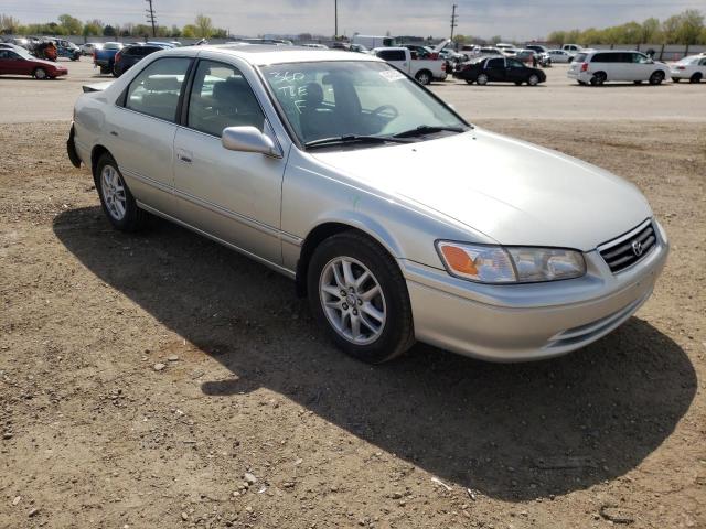TOYOTA CAMRY AUTO 2000 with VIN JT2BF28K2Y0289184 - Photo from auction
