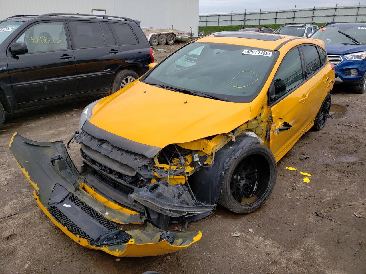 Photo 2 from auction – 2013 FORD FOCUS ST with VIN 1FADP3L94DL165455