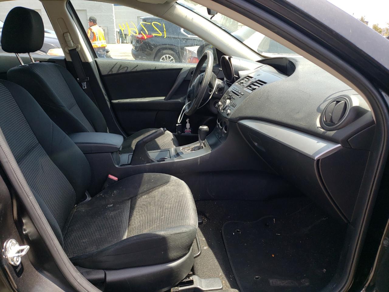 Photo 5 from auction – 2013 MAZDA 3 I with VIN JM1BL1UP3D1845891