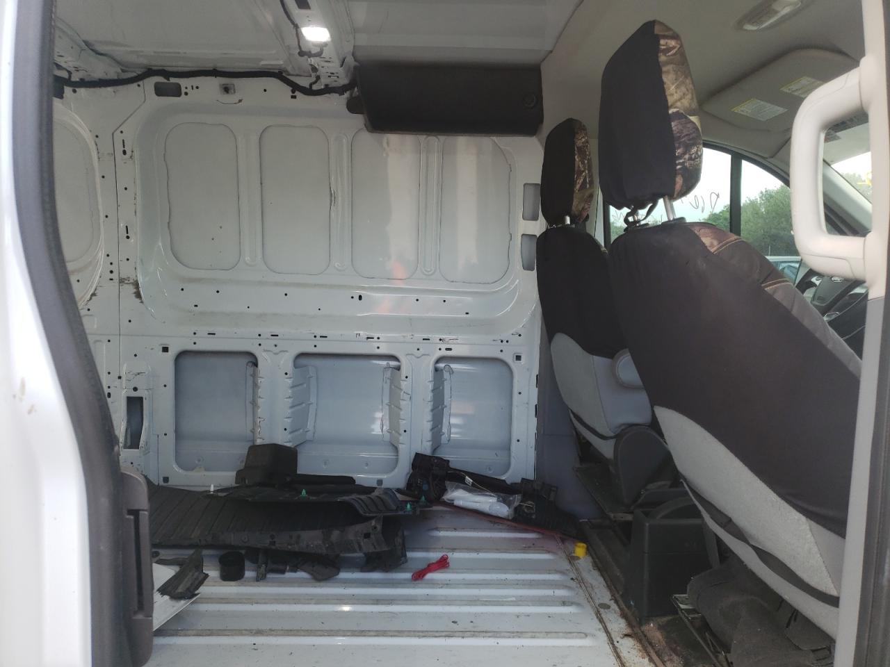 Photo 6 from auction – 2019 FORD TRANSIT T- with VIN 1FTYR2ZM2KKA61769