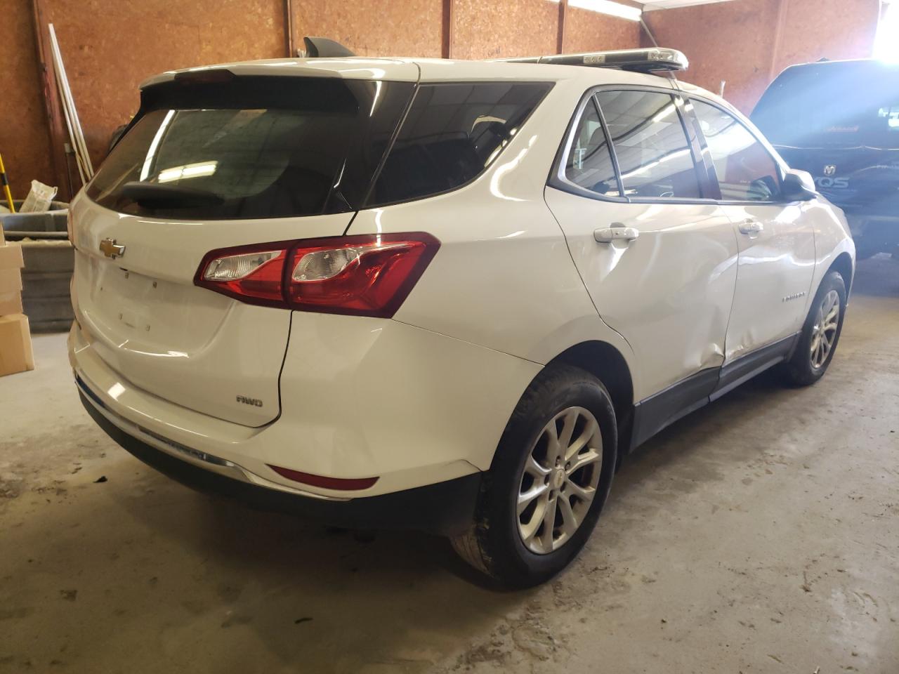 Photo 4 from auction – 2018 CHEVROLET EQUINOX LS with VIN 2GNAXREV8J6166596