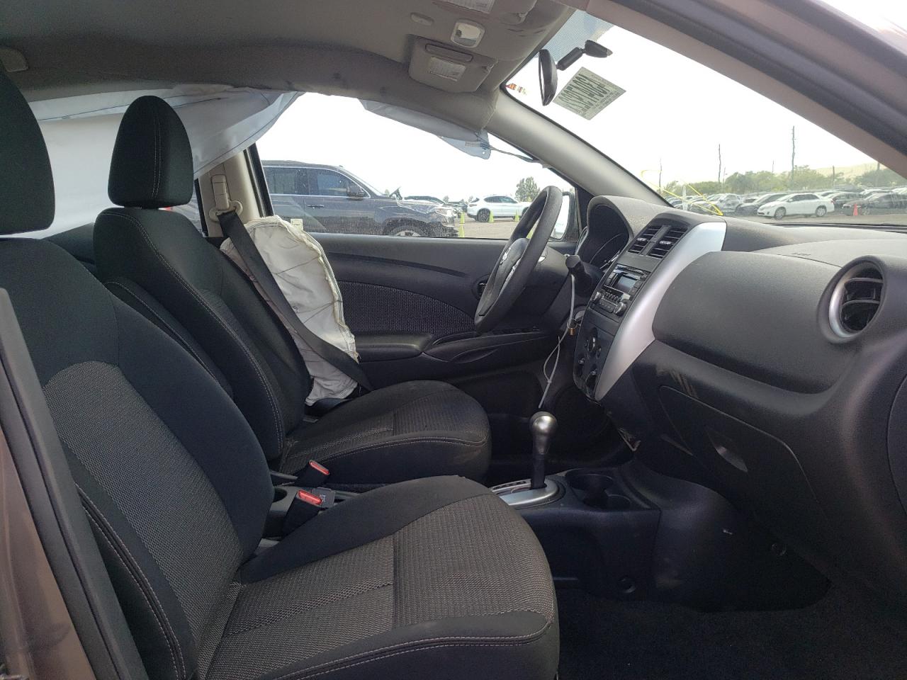 Photo 5 from auction – 2016 NISSAN VERSA S with VIN 3N1CN7AP1GL879477
