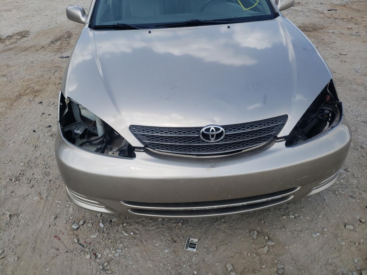 Photo 9 from auction – 2005 TOYOTA CAMRY LE with VIN 4T1BE32K15U618109