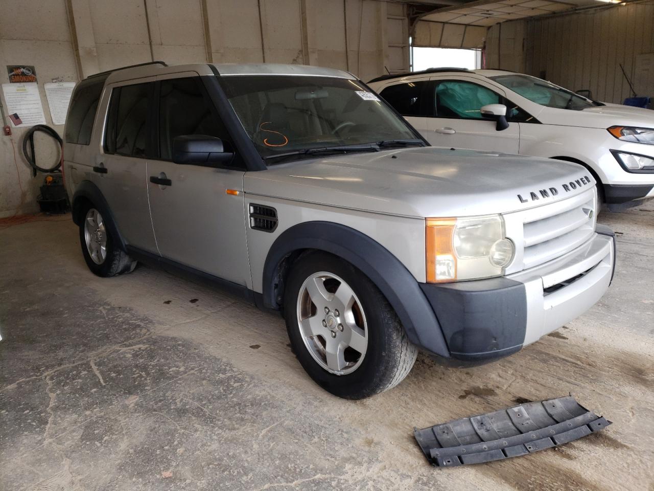 LAND ROVER LR3 SE 2006 with VIN SALAD24466A367076 - Photo from auction