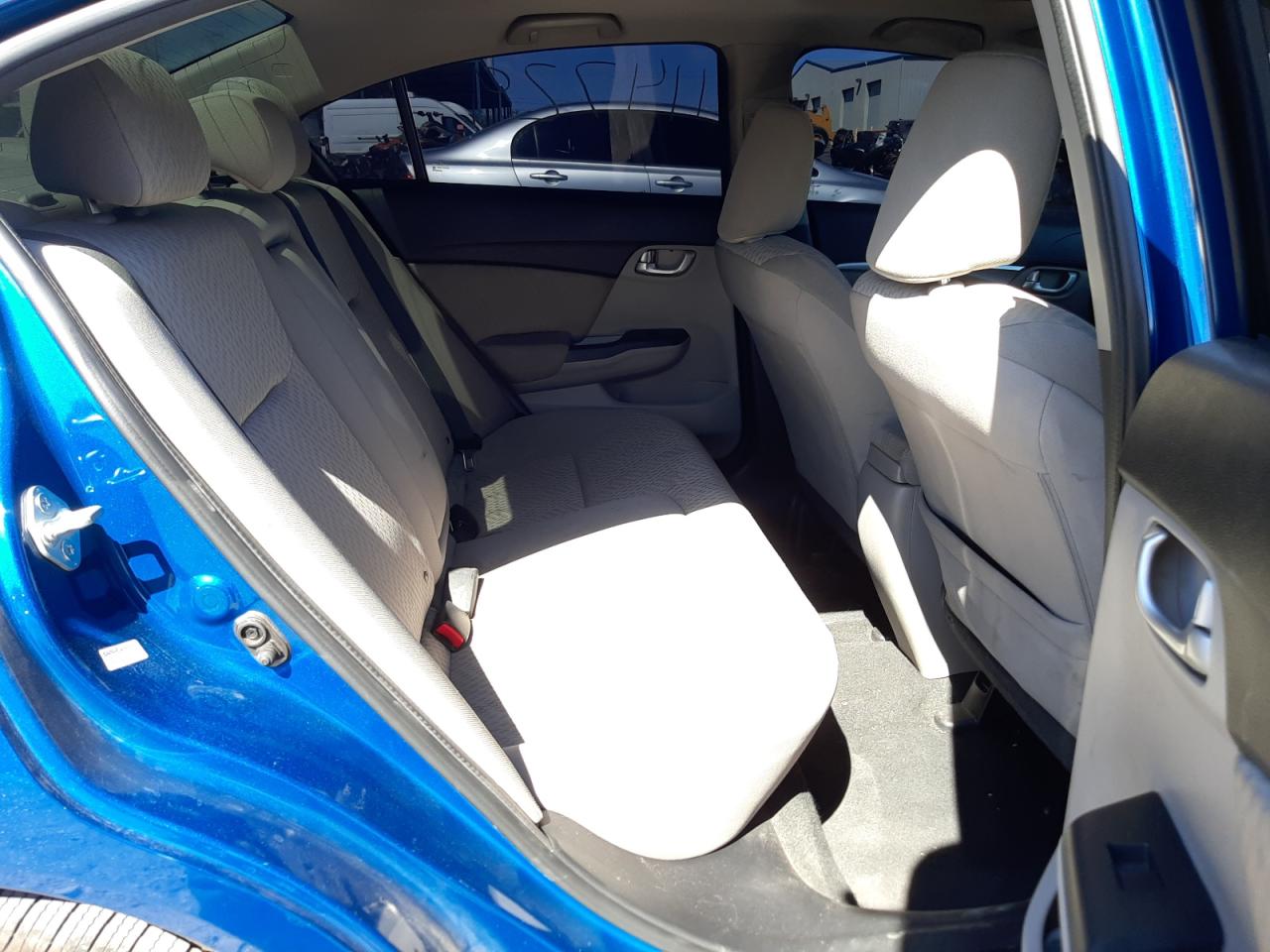 Photo 6 from auction – 2015 HONDA CIVIC EX with VIN 2HGFB2F87FH531277