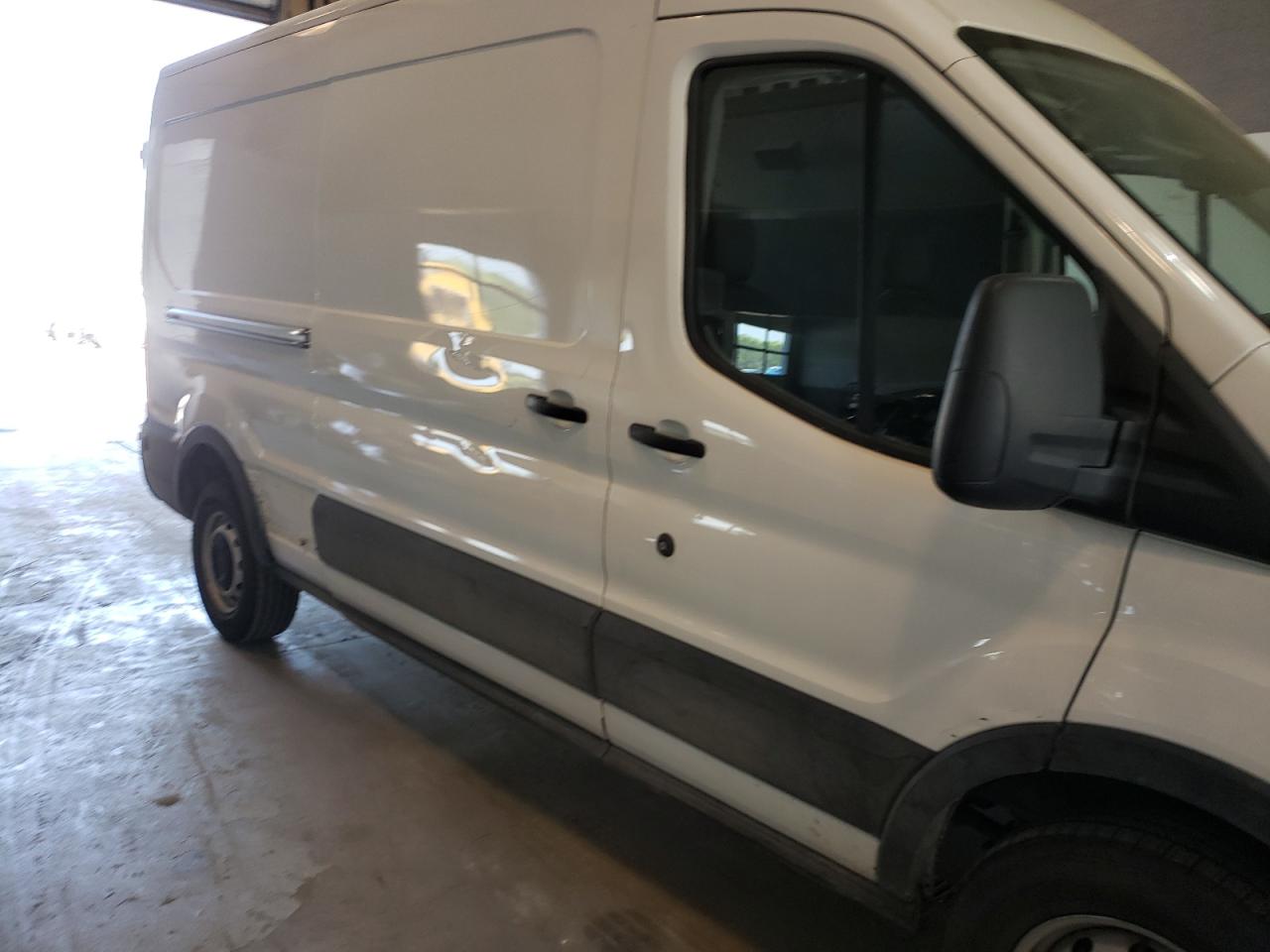 Photo 9 from auction – 2019 FORD TRANSIT T- with VIN 1FTYR2CM9KKB08188