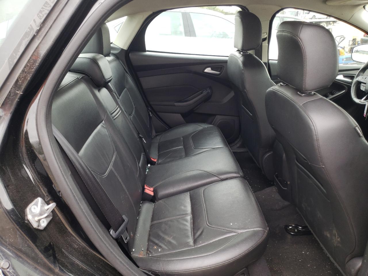 Photo 6 from auction – 2015 FORD FOCUS SE with VIN 1FADP3F21FL234281