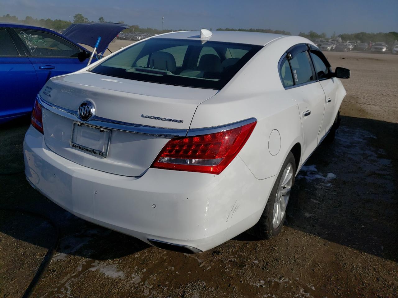 Photo 4 from auction – 2015 BUICK LACROSSE with VIN 1G4GB5G39FF160532