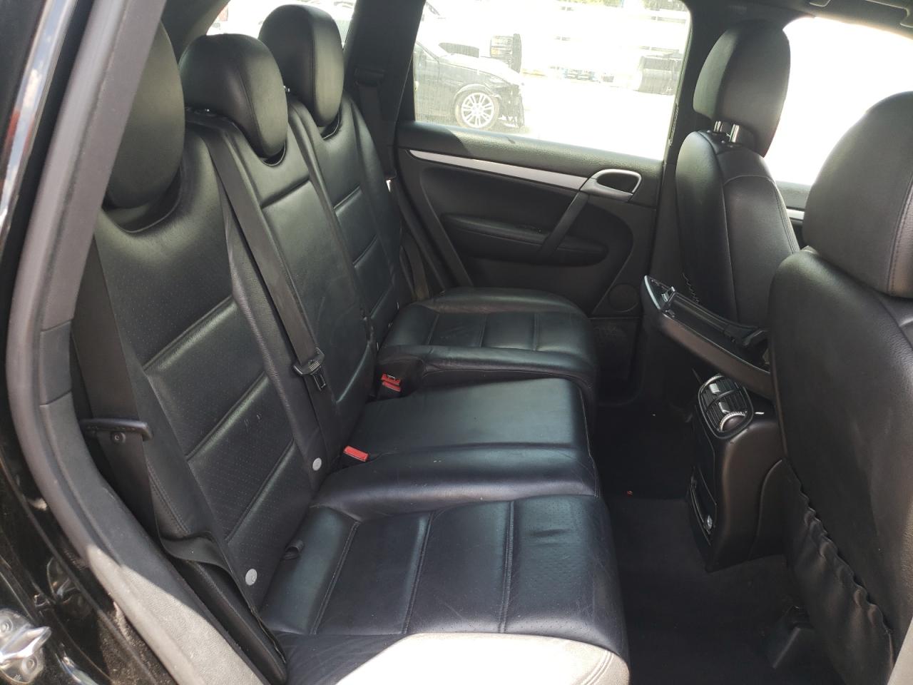 Photo 6 from auction – 2009 PORSCHE CAYENNE with VIN WP1AA29P89LA13327