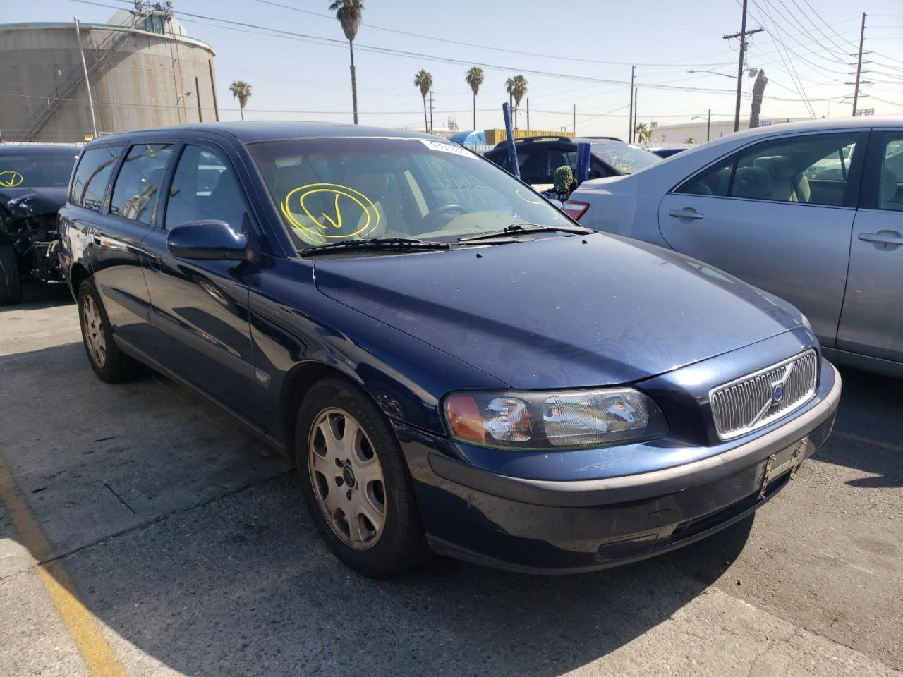 VOLVO V70 2.4T 2001 with VIN YV1SW58DX12055602 - Photo from auction