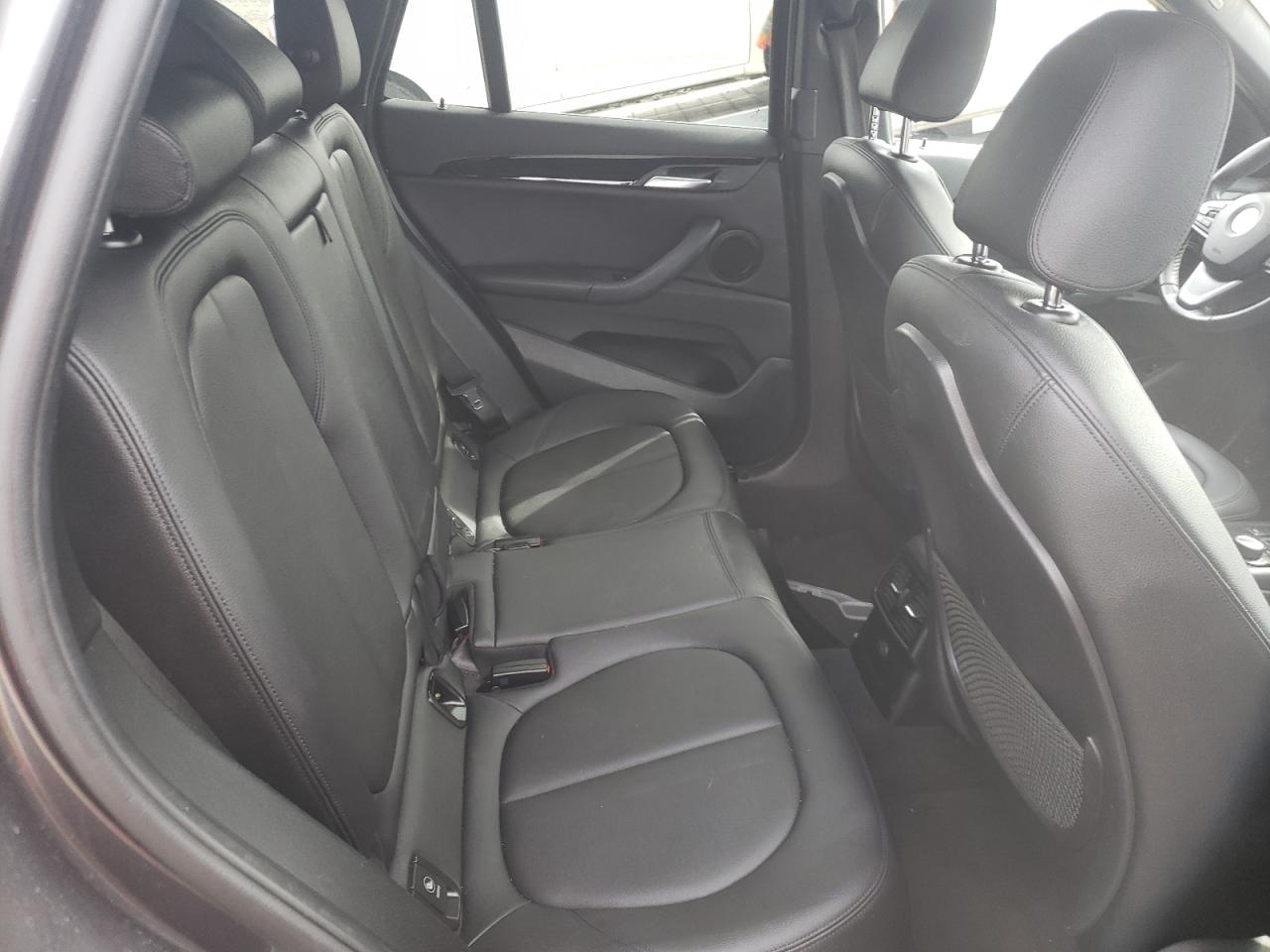 Photo 6 from auction – 2017 BMW X1 with VIN WBXHT3Z35H4A56566