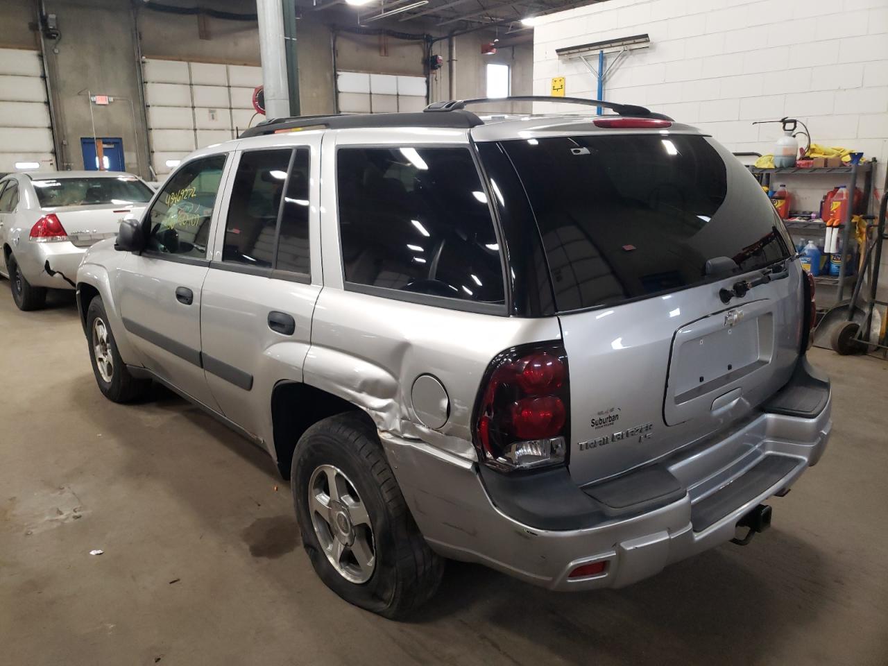 Photo 3 from auction – 2005 CHEVROLET TRAILBLAZE with VIN 1GNDT13S752193004