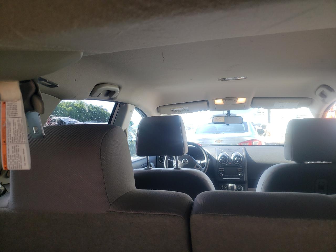 Photo 9 from auction – 2012 NISSAN ROGUE S with VIN JN8AS5MT3CW279482