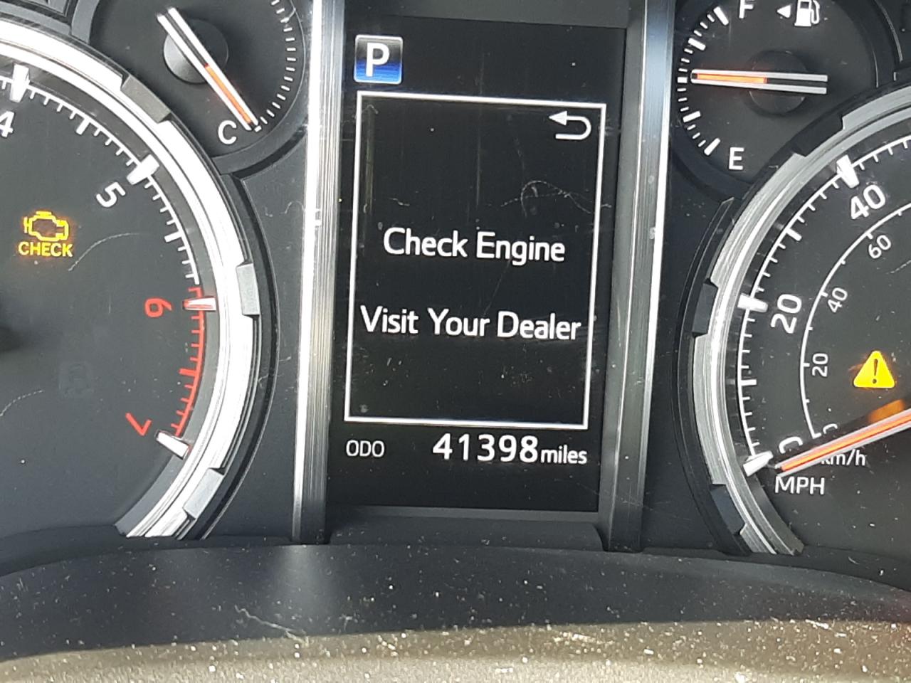 Photo 8 from auction – 2020 TOYOTA 4RUNNER SR with VIN JTEBU5JR0L5789695