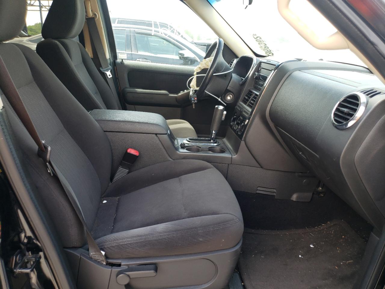 Photo 5 from auction – 2010 FORD EXPLORER X with VIN 1FMEU6DE5AUA36050