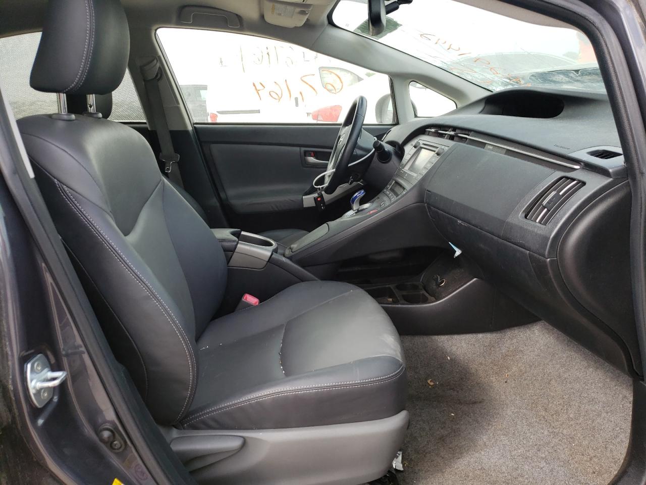 Photo 5 from auction – 2012 TOYOTA PRIUS with VIN JTDKN3DU1C5444634