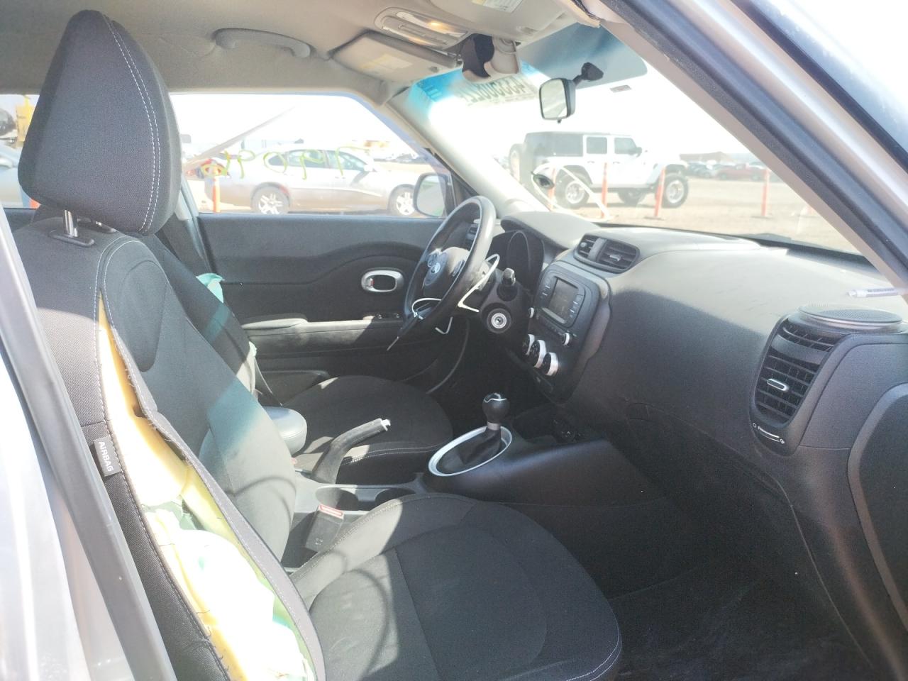 Photo 5 from auction – 2017 KIA SOUL with VIN KNDJN2A25H7457066