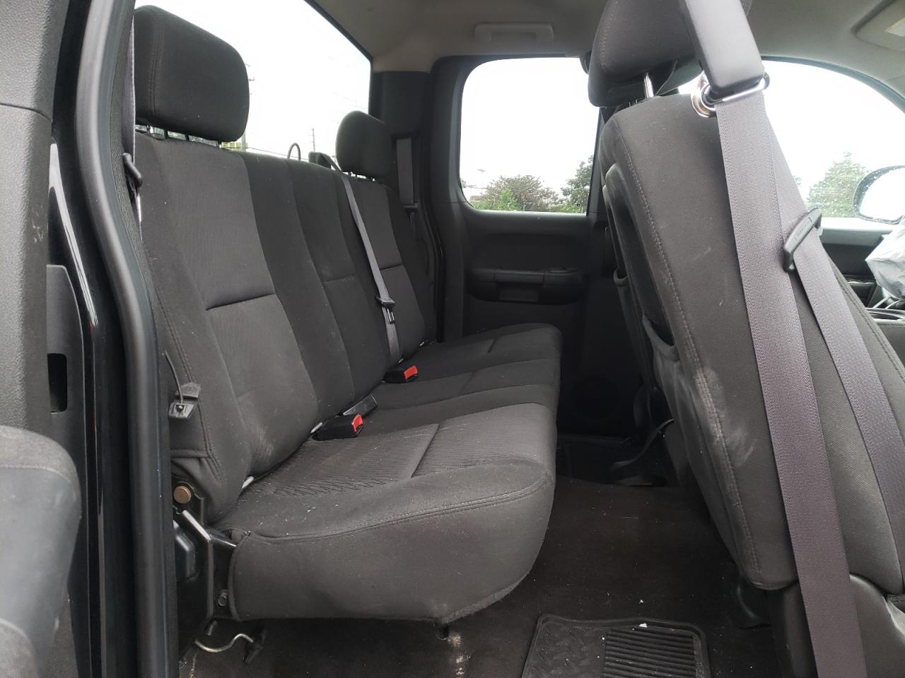 Photo 6 from auction – 2011 CHEVROLET SILVERADO with VIN 1GCRCREA6BZ267596
