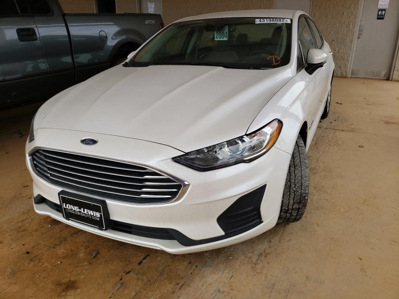 Photo 2 from auction – 2019 FORD FUSION SE with VIN 3FA6P0LU0KR189018