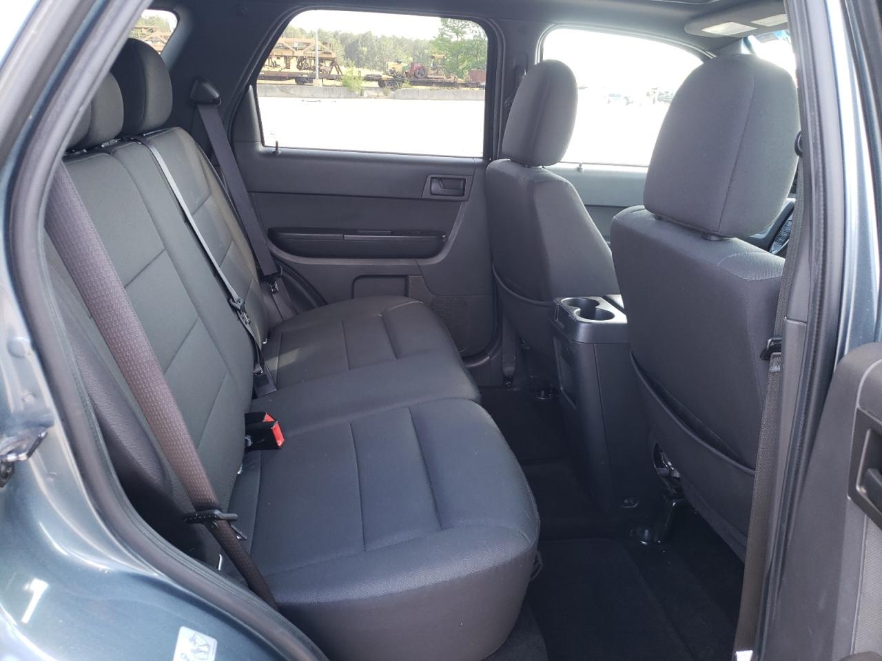 Photo 6 from auction – 2012 FORD ESCAPE XLT with VIN 1FMCU9DG0CKB67279