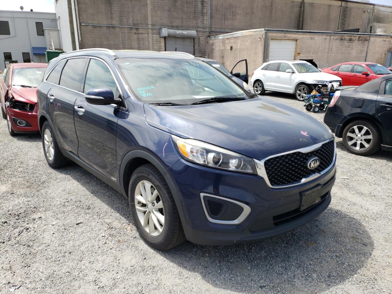 KIA SORENTO LX 2016 with VIN 5XYPGDA38GG110888 - Photo from auction
