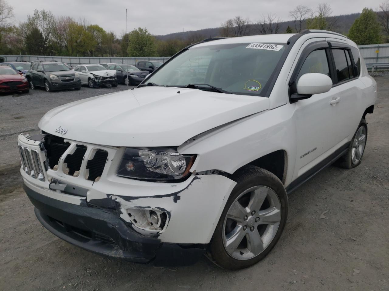 Photo 2 from auction – 2014 JEEP COMPASS LA with VIN 1C4NJDEB0ED694001