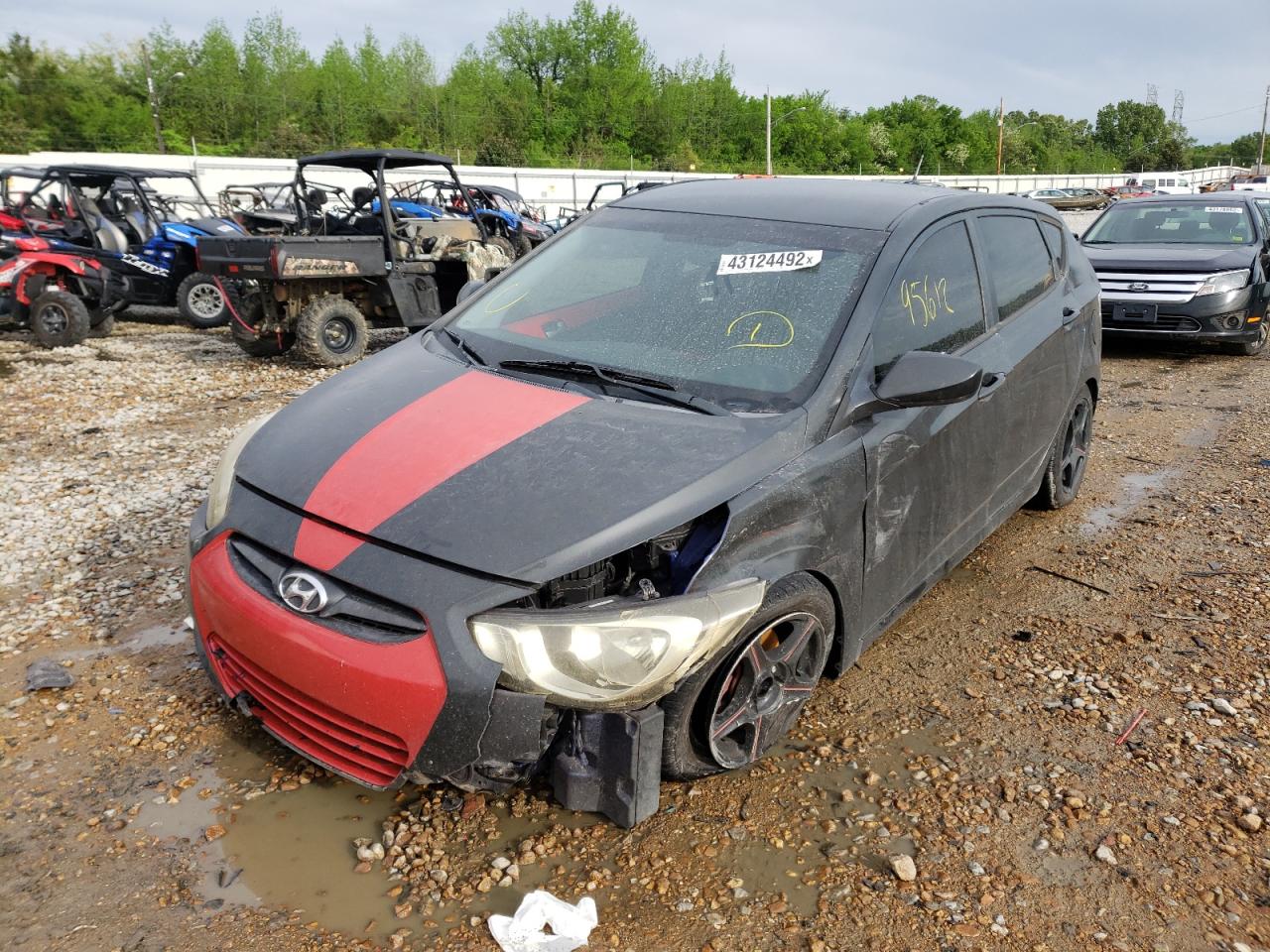 Photo 2 from auction – 2013 HYUNDAI ACCENT GLS with VIN KMHCT5AE8DU080265