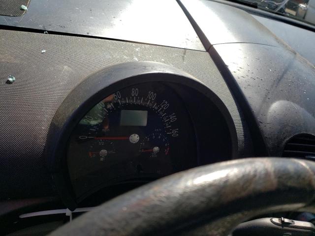 Photo 2 from auction – 2004 VOLKSWAGEN NEW BEETLE with VIN 3VWCD31C44M406360