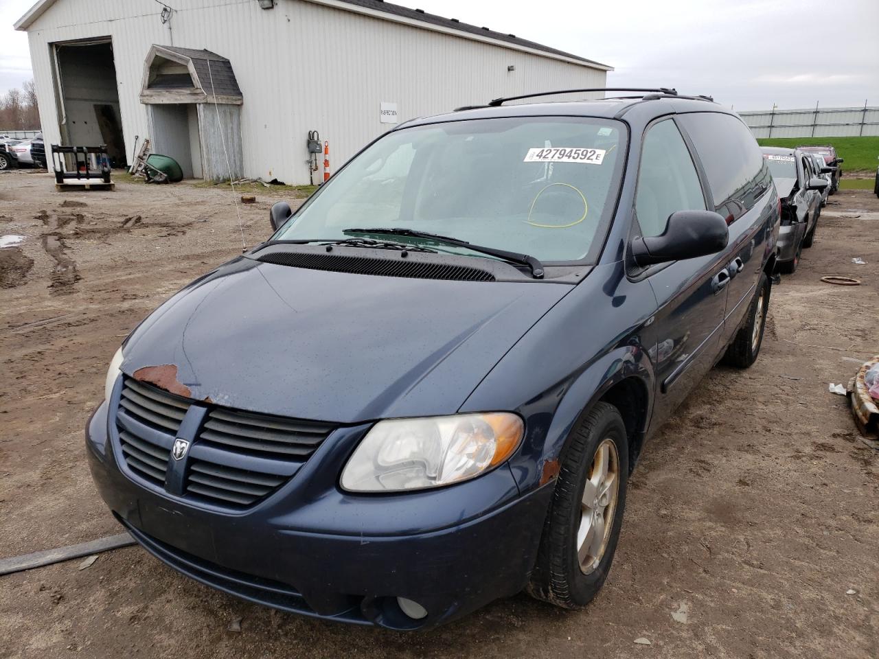 Photo 2 from auction – 2007 DODGE GRAND CARA with VIN 2D4GP44L87R332762