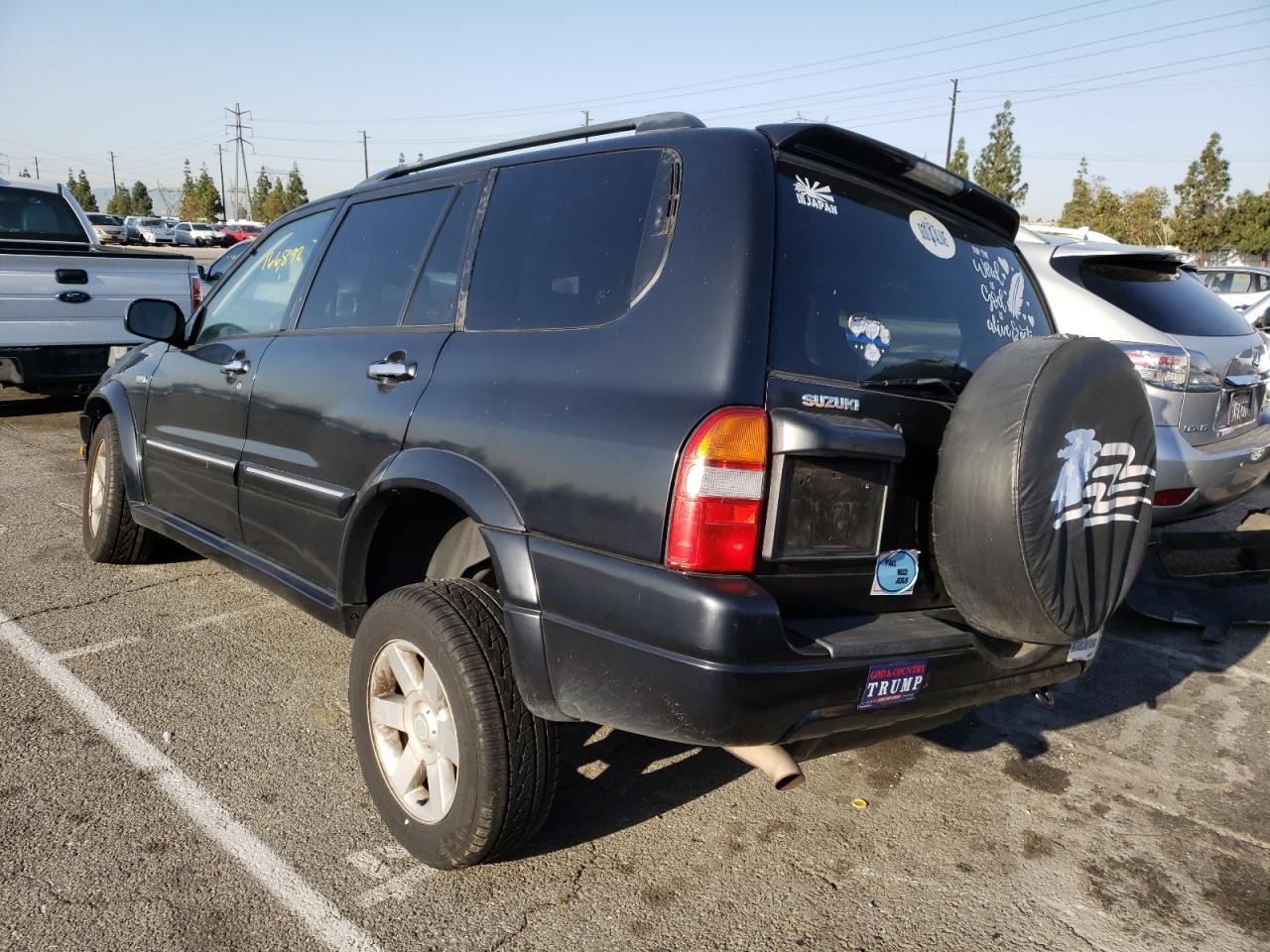 Photo 3 from auction – 2002 SUZUKI XL7 PLUS with VIN JS3TY92V924107497