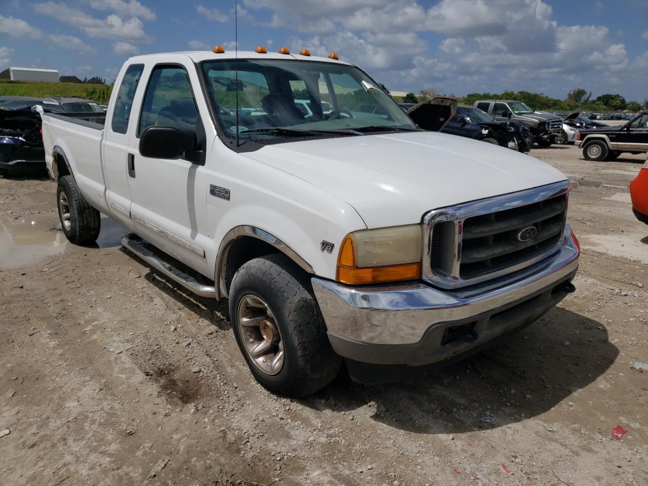 FORD F250 SUPER 2001 with VIN 1FTNX20L71EA85673 - Photo from auction